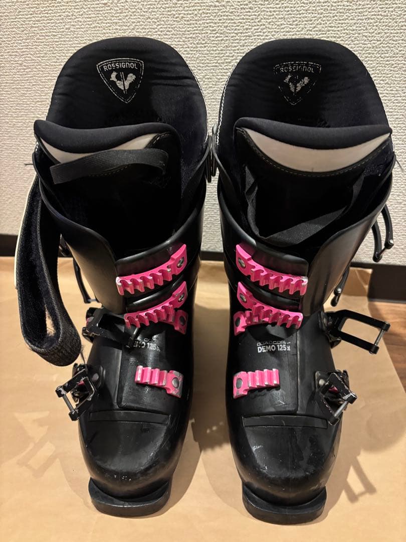 ROSSIGNOL VRAGE スキーブーツ ブラック/ピンク - メルカリ