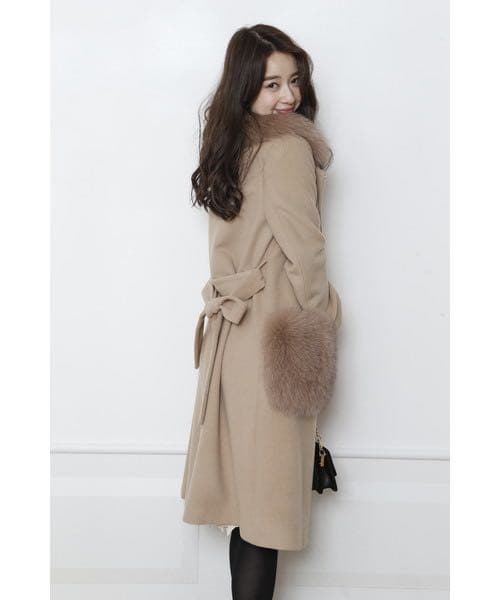 JUSGLITTY / 衿ファー付ポケットファーコート - メルカリ