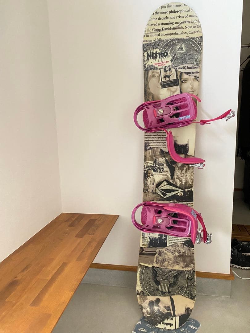 NITRO スノーボード ピンク ビンディング カバー付き 約145センチ NITRO スノーボード ピンク ビンディング カバー付き 約145センチ