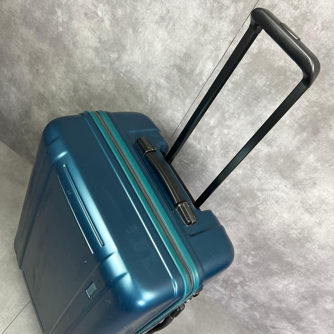 シフレ　ゼログラ　70L　軽量スーツケース　キャリーバッグ　3.1kg　旅行