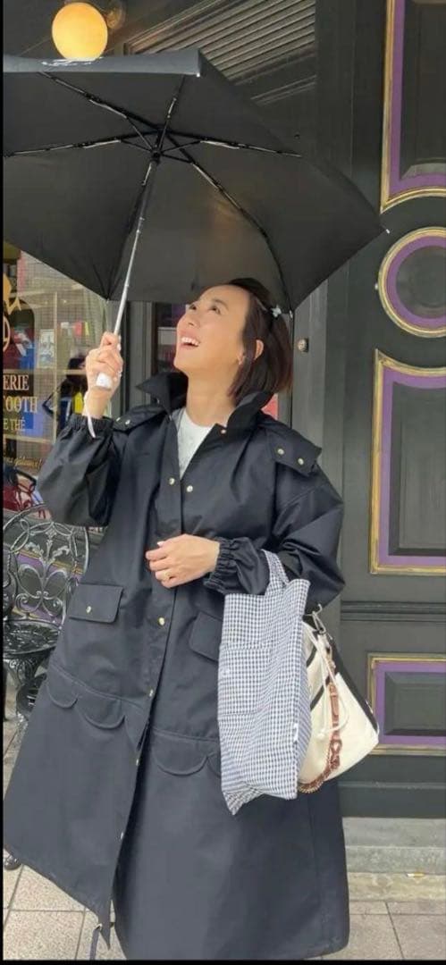 ロージーモンスター　フード付きスカラップレインコート nifty colors（ニフティカラーズ） レインコート カッパ 「KATHARINE