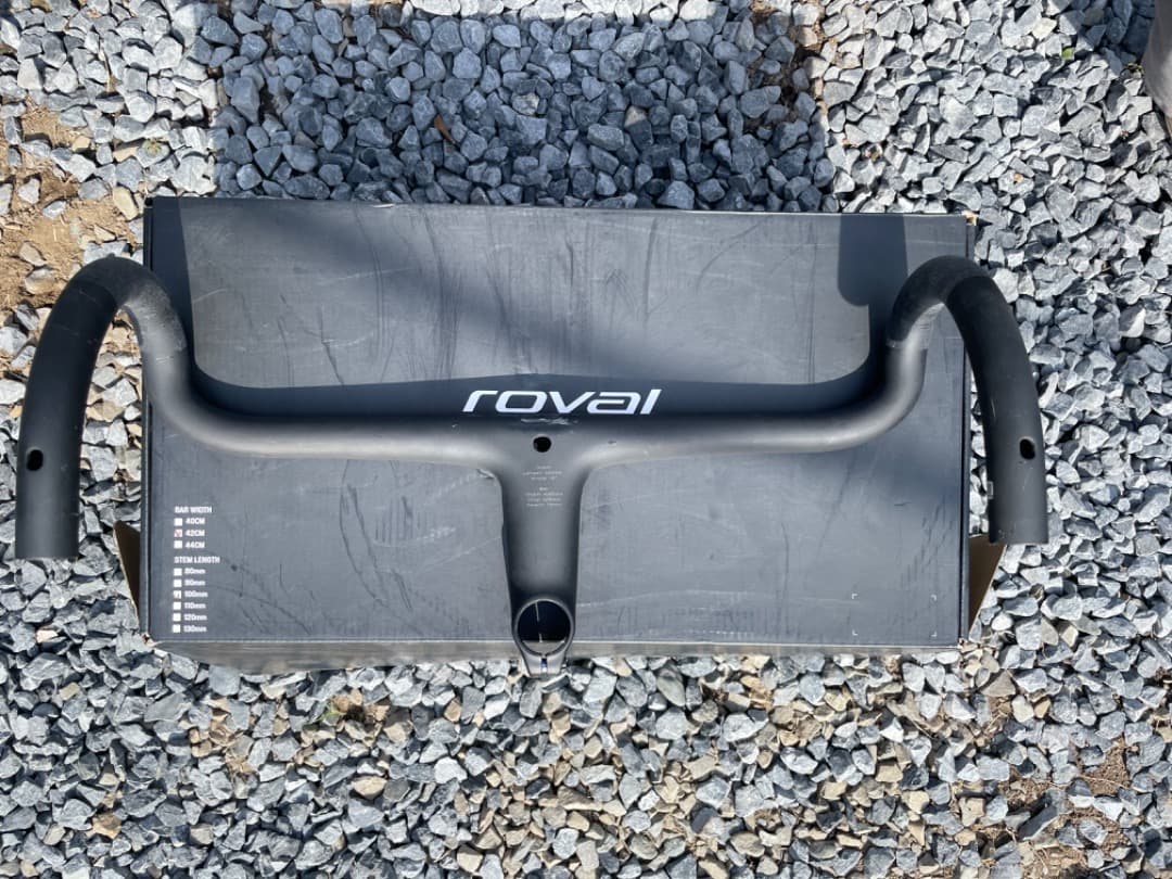 Roval alpnist cockpit幅420mm ステム長110mm