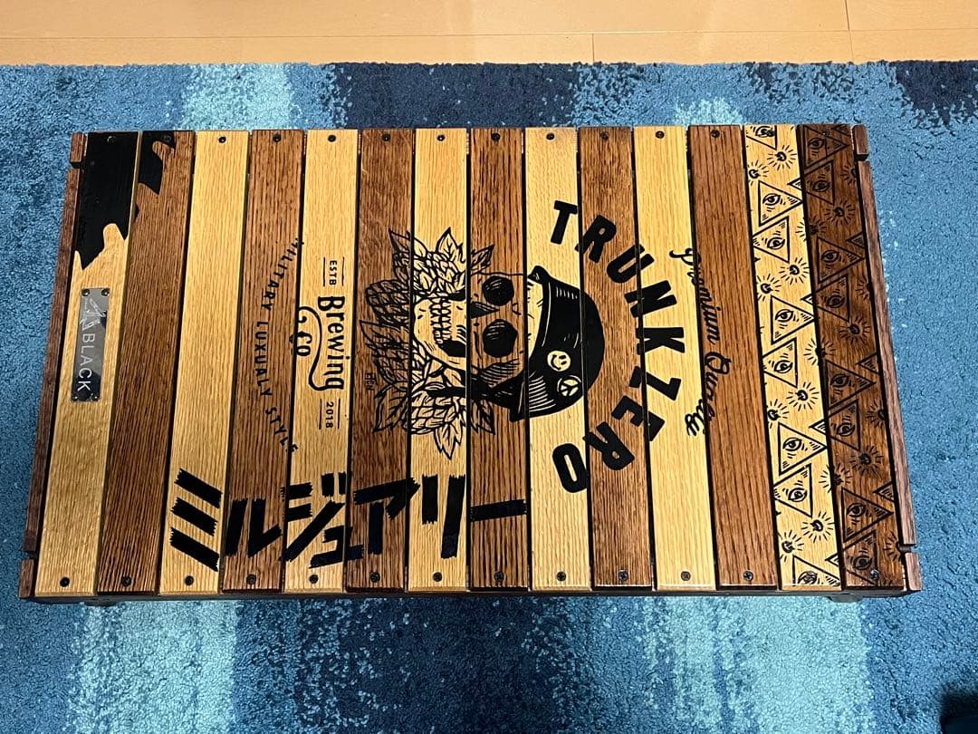 み*お様 ブラックデザイン ハレテーブル grindlodge生刷りの通販はau