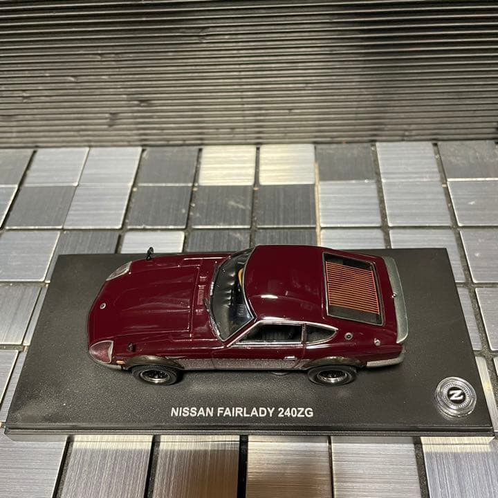 新品未展示品 京商 1/43 日産 フェアレディ240ZG マルーン - メルカリ