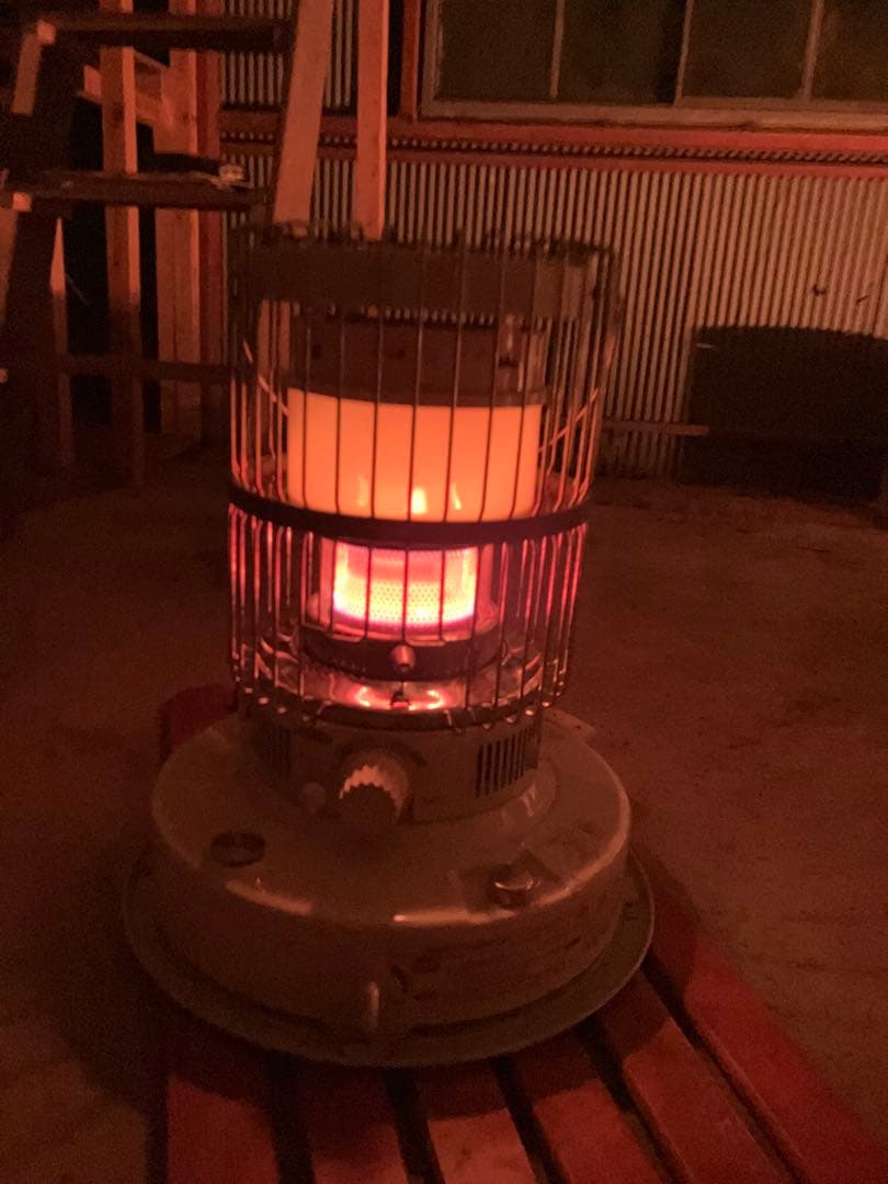 トヨトミ KRA-105 ダブルクリーン 石油ストーブ - メルカリ