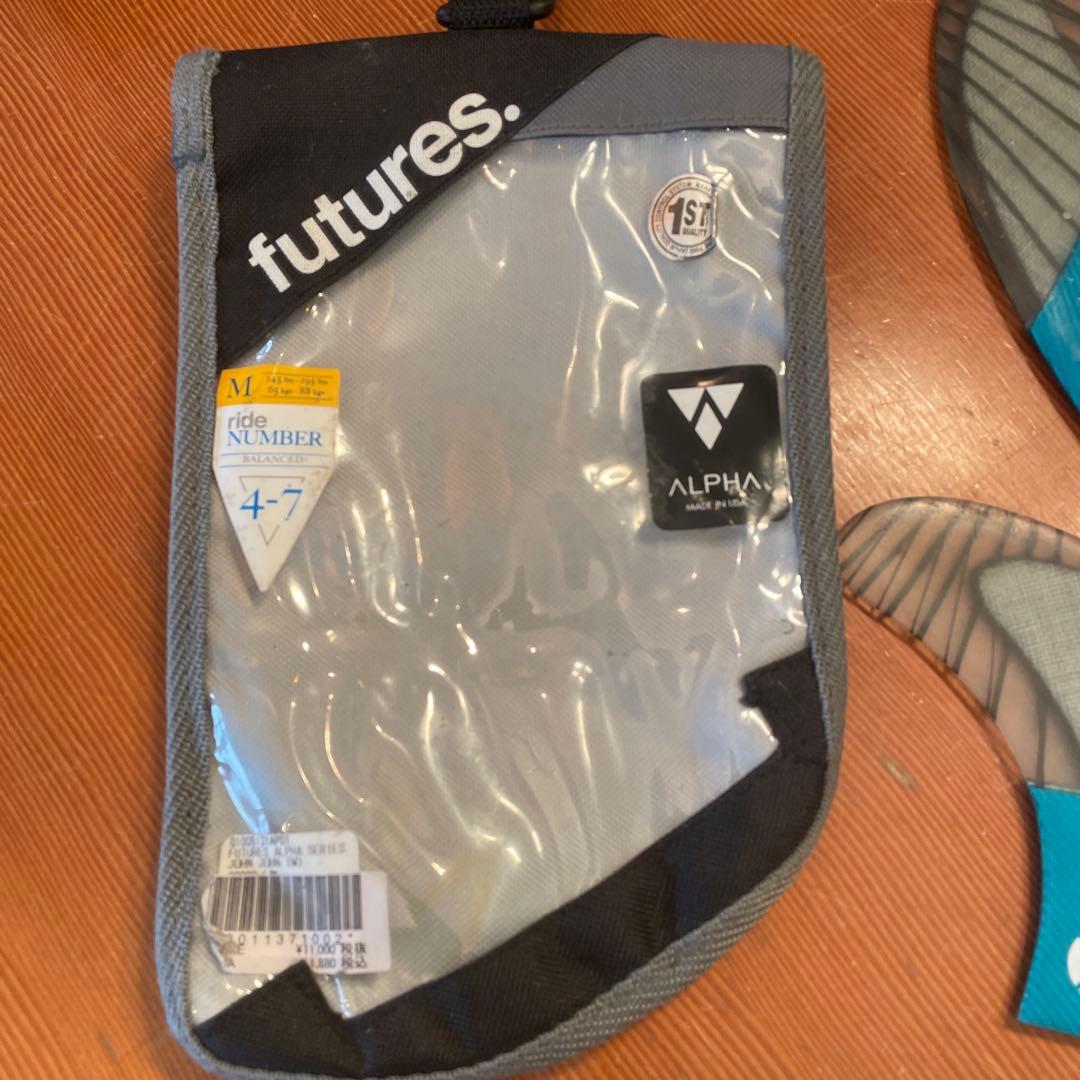 ディックブリューワー ショートボード 5´11・191/2 ・23/8 3Finの通販