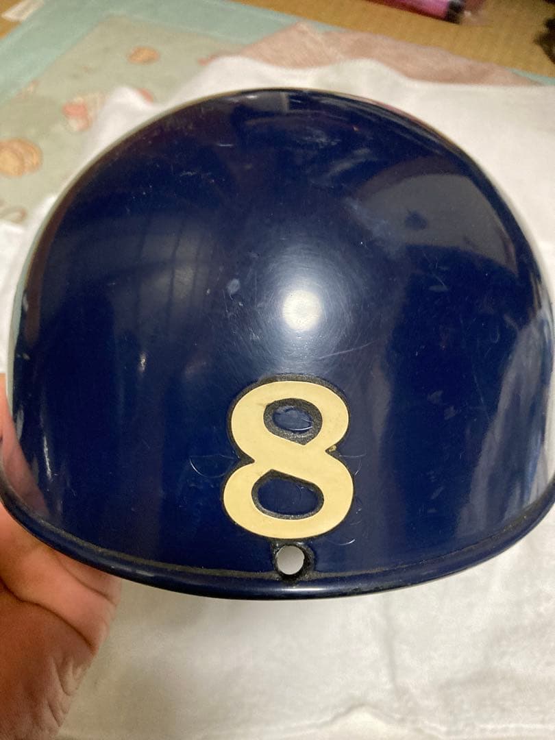 大洋ホエールズ 本物ヘルメット 背番号8