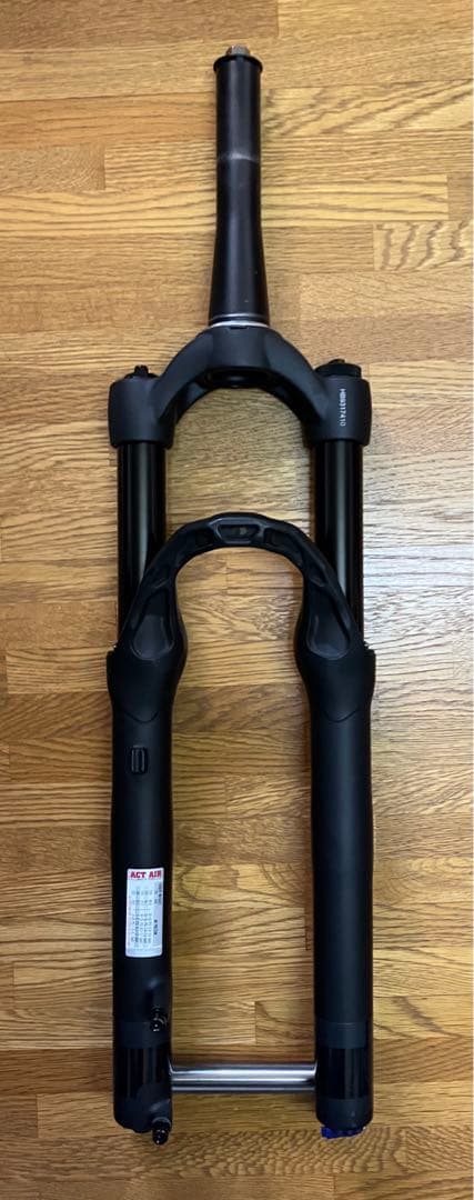 マニトウ MANITOU 26インチ フロントサスペンション ダートジャンプ