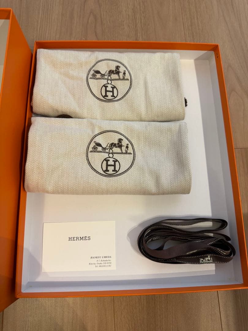 HERMES モカシン 《ルーブル》 ローファー 新作