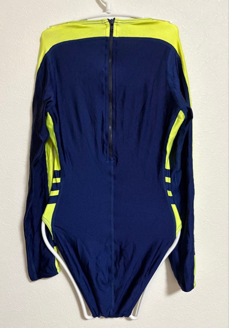 【レア】アディダス エキップメントLY POWER ZIPPER 長袖競泳水着