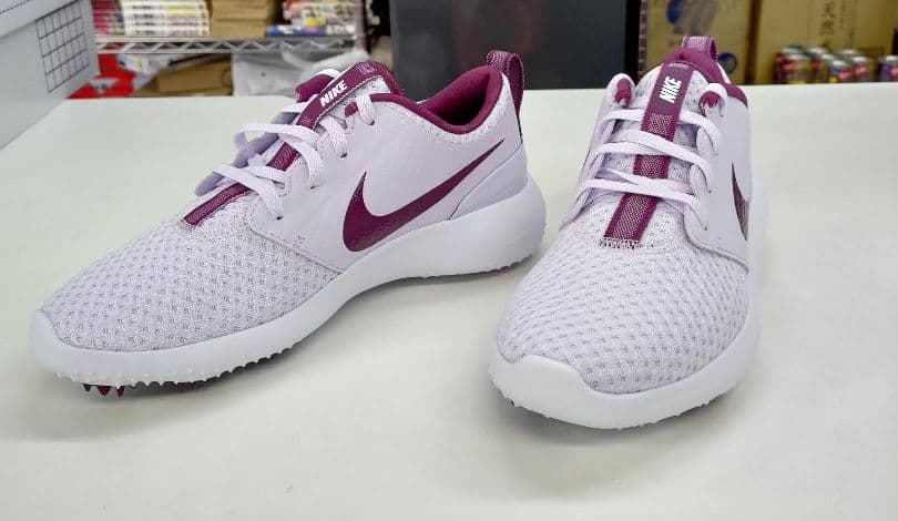 新品 ナイキ レディース ローシゴルフスパイクレス 23.0cm