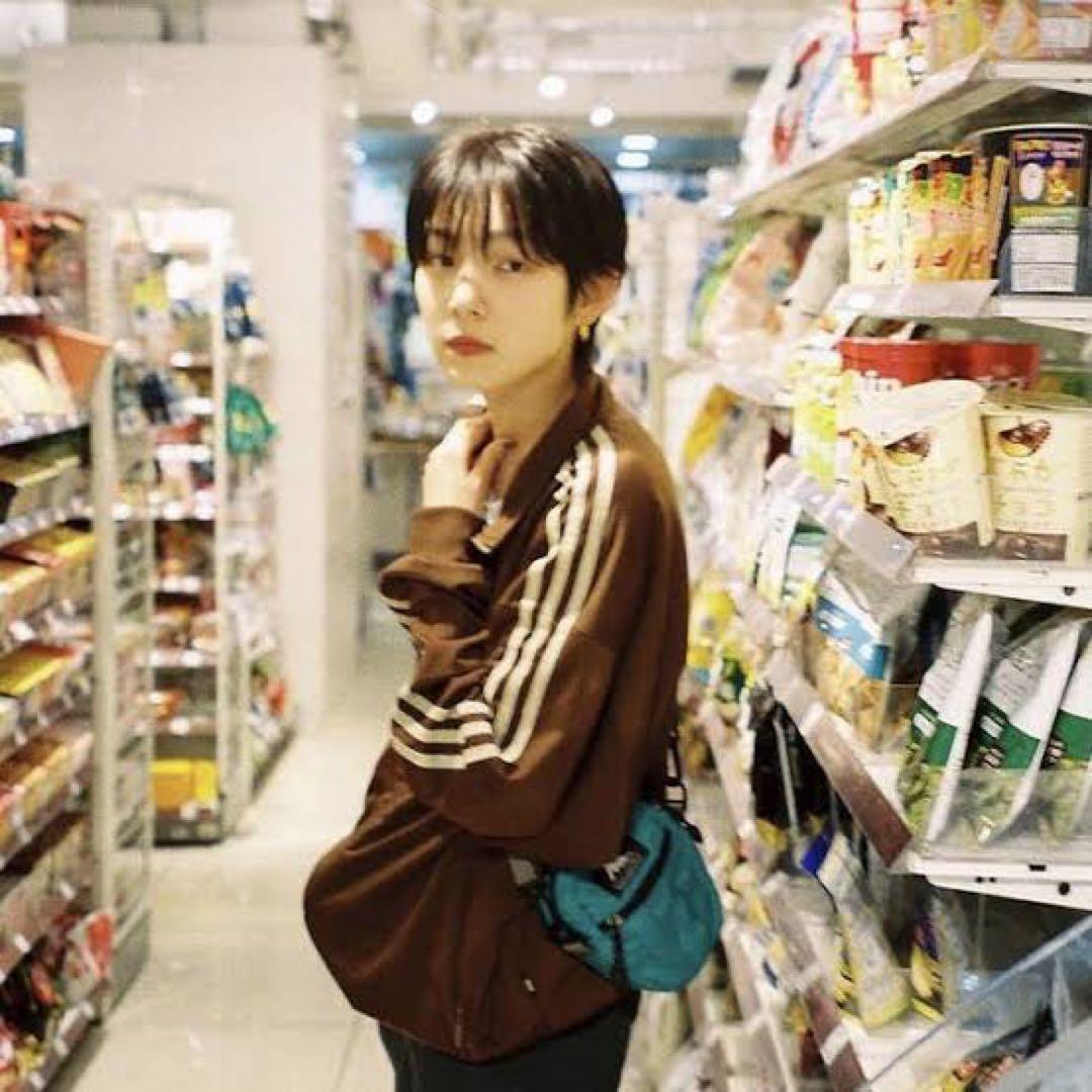 在原みゆき adidas トラックジャケット 希少カラー - メルカリ