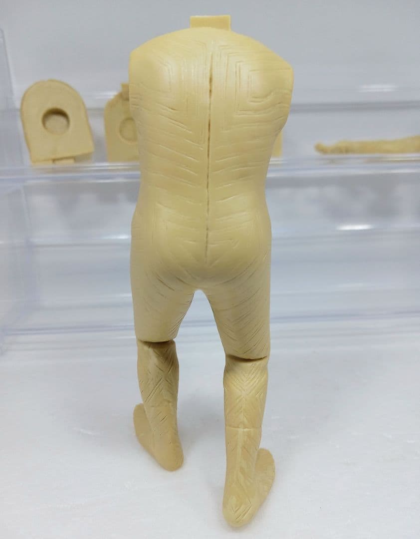 希少 ボークス ウルトラマン 三面怪獣ダダ ガレージキット ソフビ