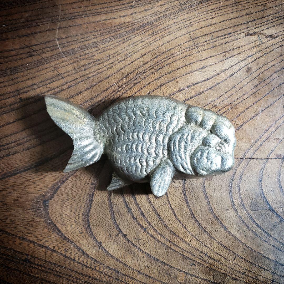 金魚 置物 らんちゅう ペーパーウェイト 取っ手 オブジェ インテリア