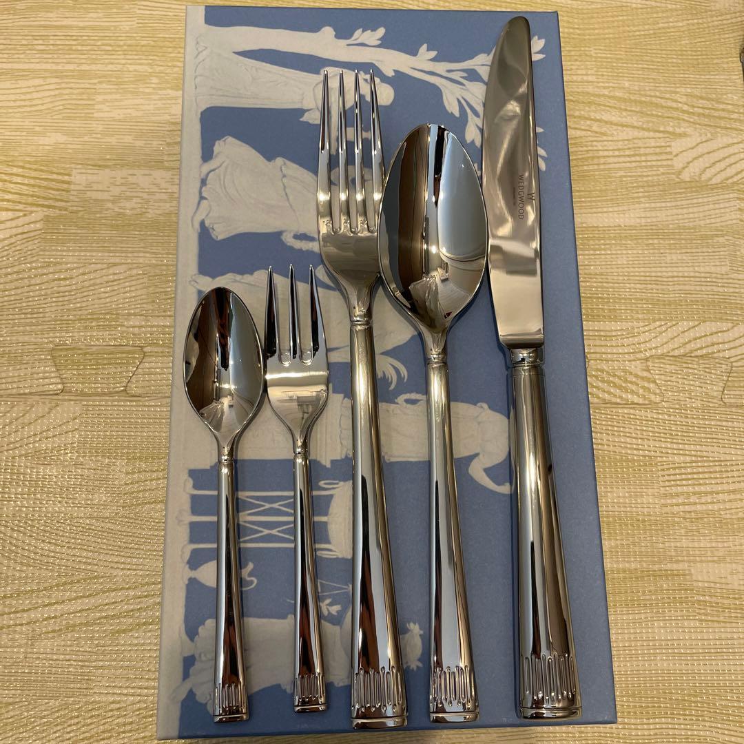 ウェッジウッド カトラリー5種 各6本セット - メルカリ