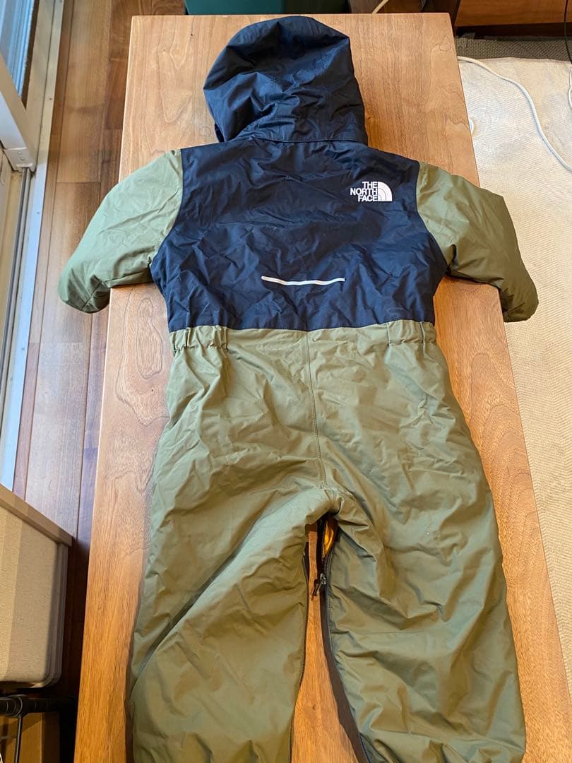 THE NORTH FACE 子ども用オーバーオール オリーブ Yukiさん