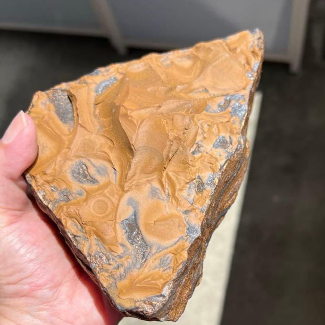 虎目石 タイガーアイ 原石 1.6kg 【完全天然•非加工】