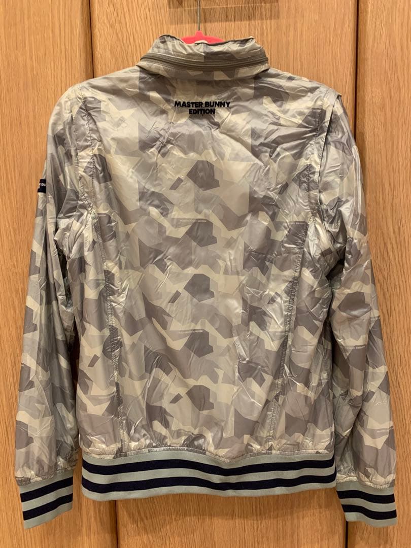 《NEW》マスターバニー/パーリーゲイツ　2wayアウター　クラッシュタイル柄