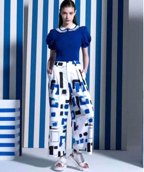 極美品✨ Sov. オリジナル幾何柄プリントパンツ　23SS　近年　ワイド　36 Disney】フラップロゴワイドパンツ-short & regular | 小柄・低身長