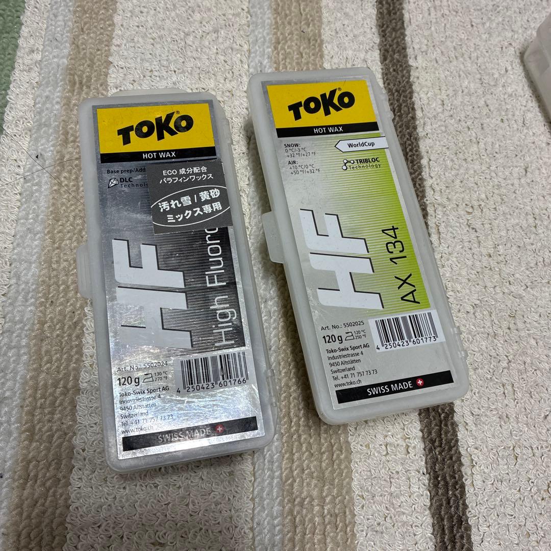 TOKO HF ハイフッ素 ワックス 春 ブラック TOKO HF ハイフッ素 ワックス 春 ブラック toko スキーワックス」の