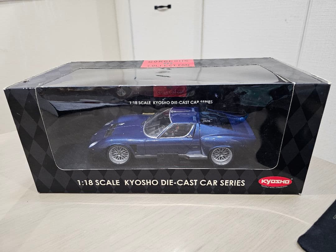 京商　1/18　ランボルギーニ・イオタ・SVR ミニカー 1/18 京商 ランボルギーニイオタ SVR 赤 予約商品 : HOTTOYS