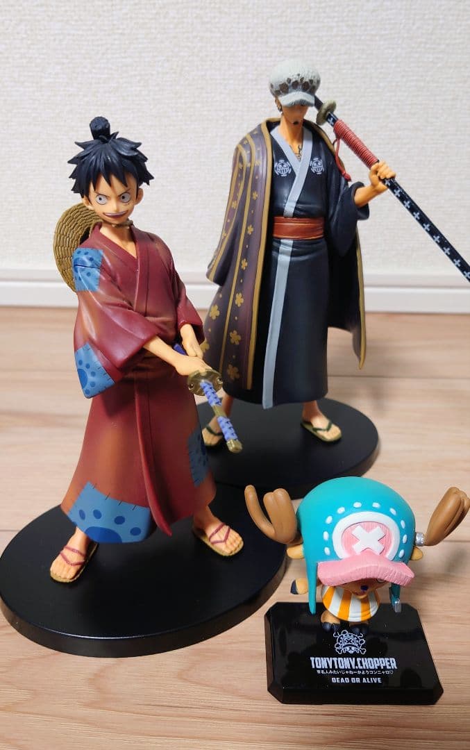 ワンピースフィギュア まとめ売り - メルカリ