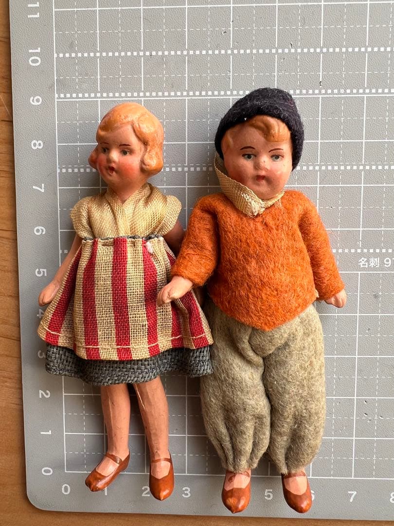 アンティーク】ドイツ製ビスクドール 9cm 2体セット - メルカリ