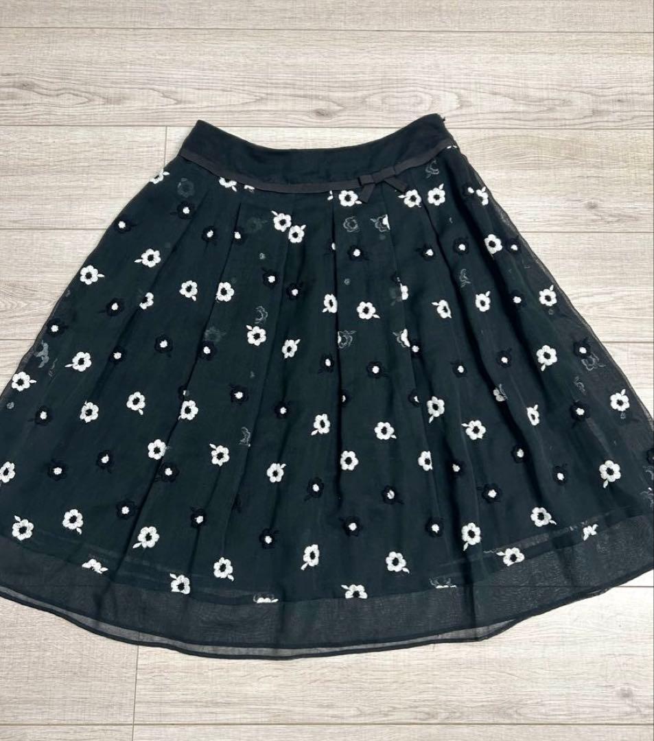 エムズグレイシー 膝丈スカート 花柄刺繍 シアー 40 L ブラック 日本製