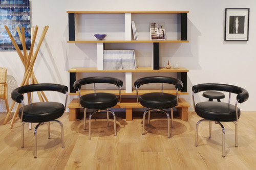 LC7 / Cassina | BUILDING