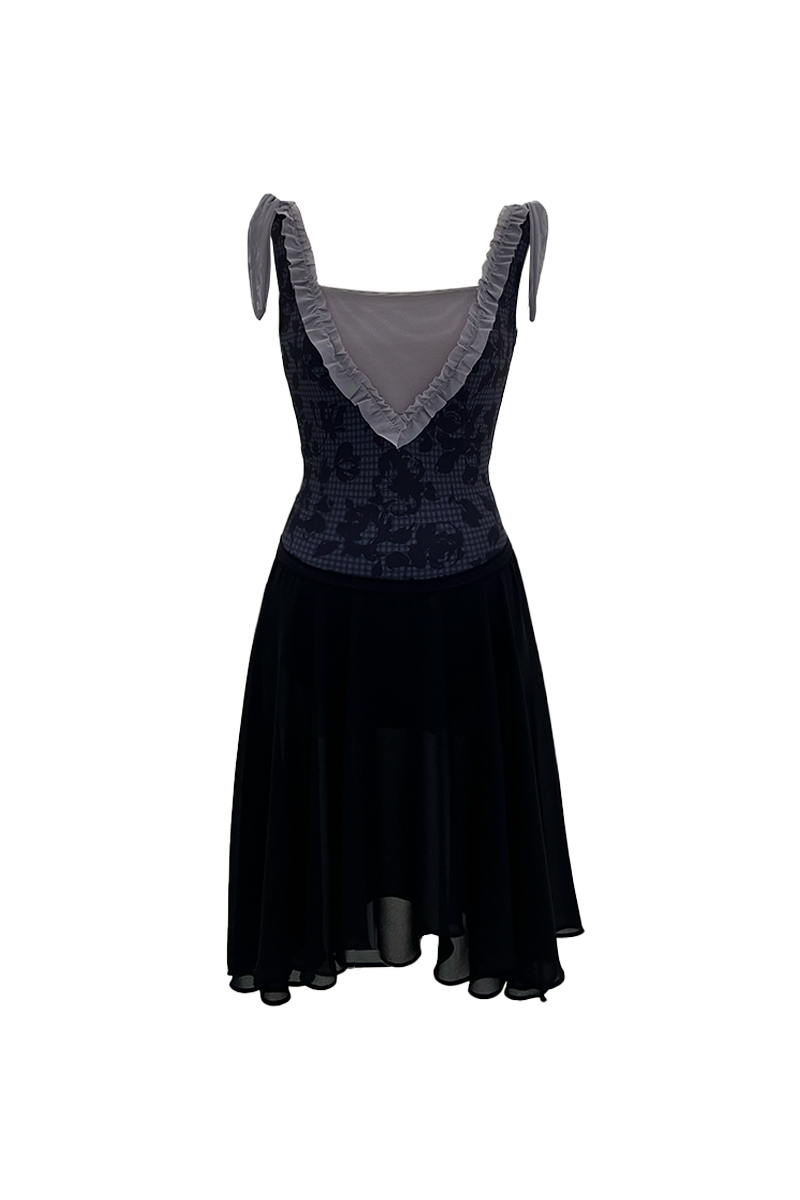 stina / type J juliet / essential black