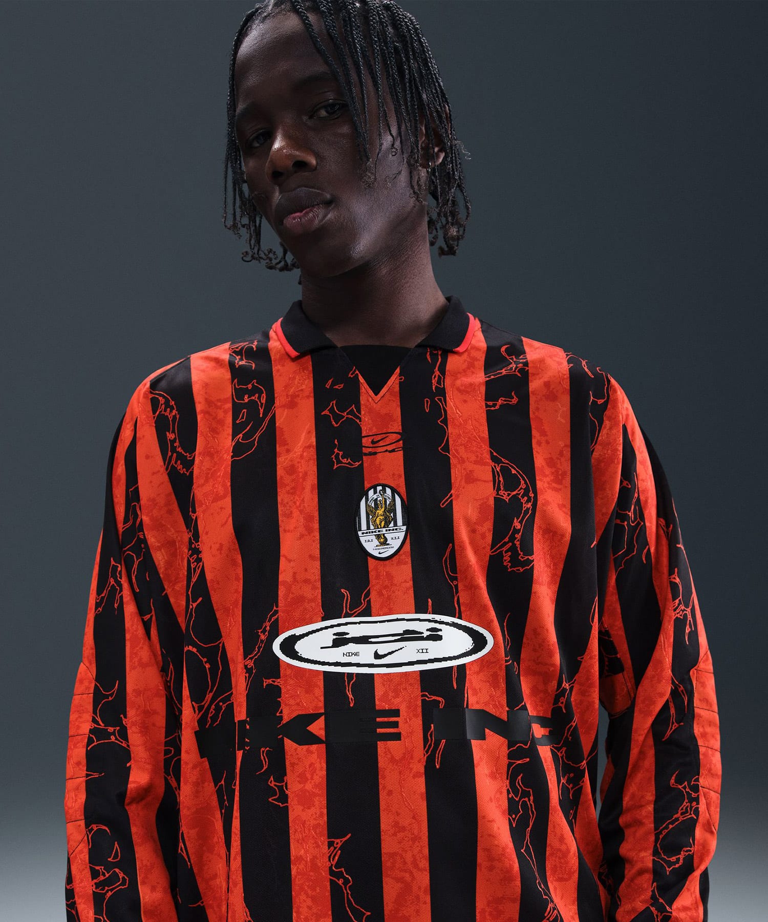 Nike エンジニアードデザイン シャツ M レッド Nike エンジニアード