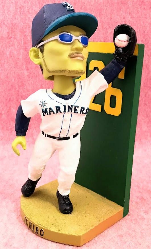 箱あり】イチロー ボブルヘッド 2008 マリナーズ FSN サングラス ② 箱