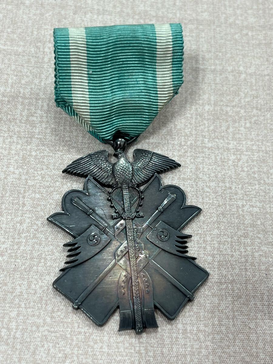 最終値下げ！大日本帝国 大礼使徽章 大禮造幣局製 勲章 菊紋 桐花 旧