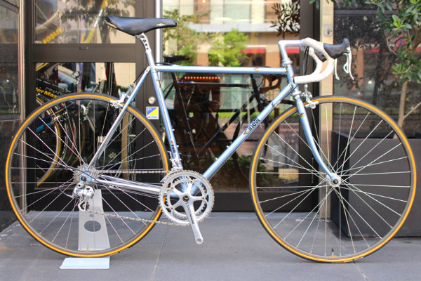 人気のアズーロ レーザーカラー！チネリ スーパーコルサ 入荷 - 買取