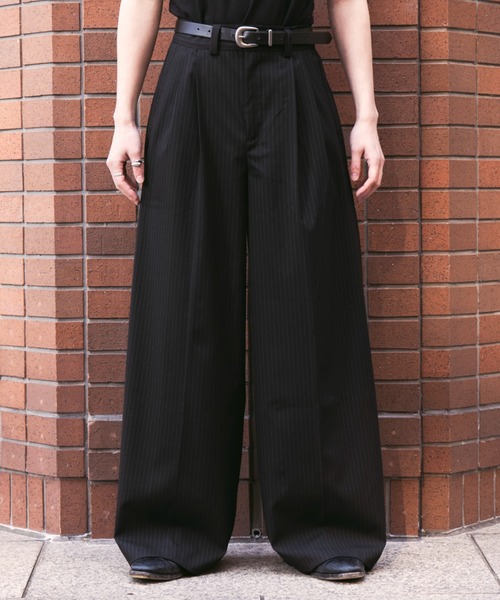 Two tuck wide straight stripe slacks / 2タックワイドストレート