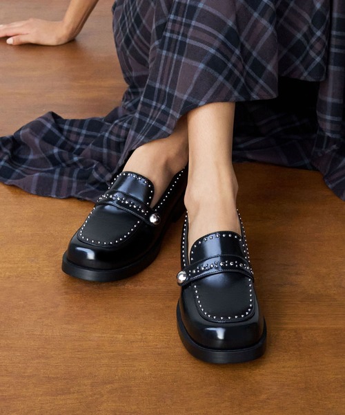 セール】スタッズ ローファー（ローファー）｜CHARLES & KEITH