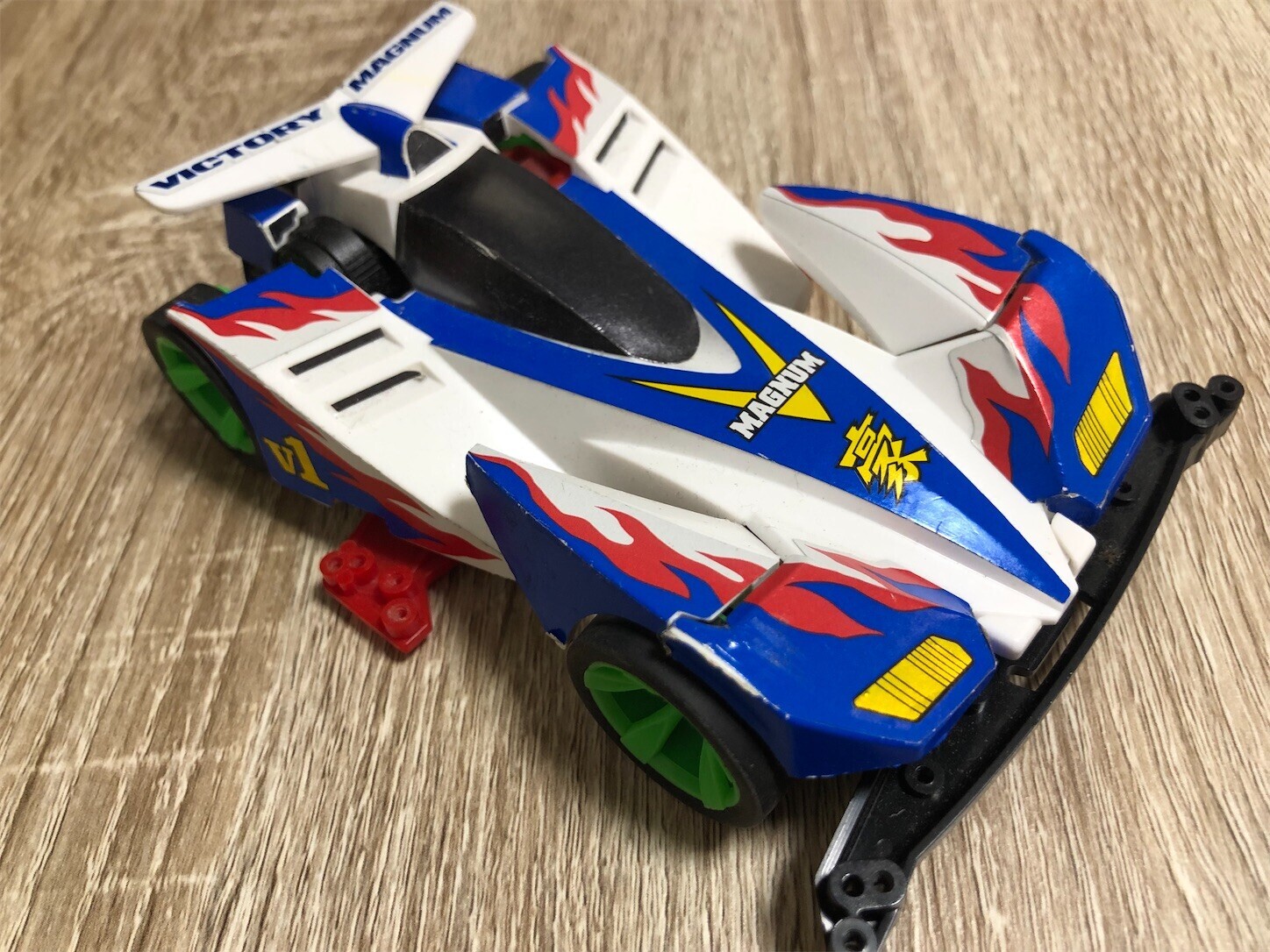 ミニ四駆】Vマグナム、トミカになるってよ - コースありません。