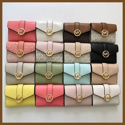 Michael Kors】CARMEN MD FLAP 三つ折り財布☆ (Michael Kors