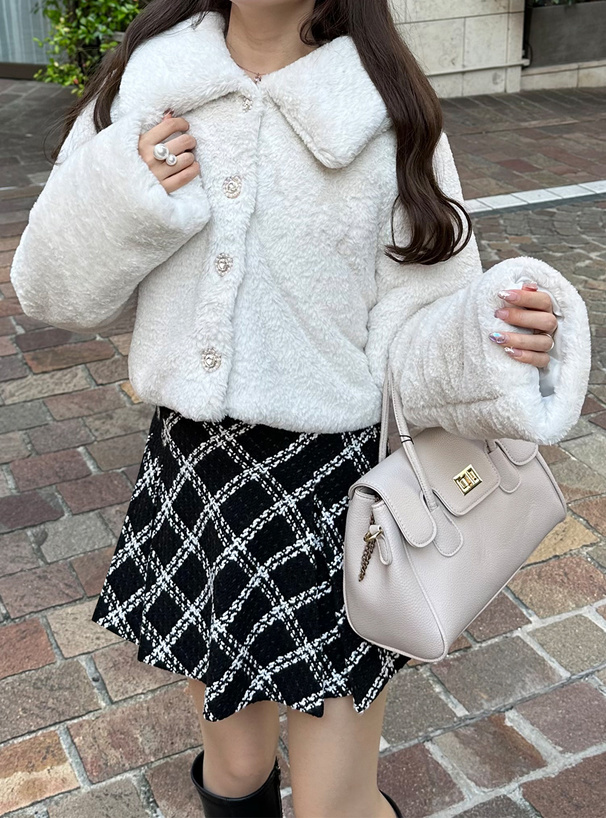 ビジューボタンショート丈ファーコート[kd43] | レディース