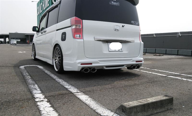 NOBLESSE 左右4本出しマフラー のパーツレビュー | ステップワゴン