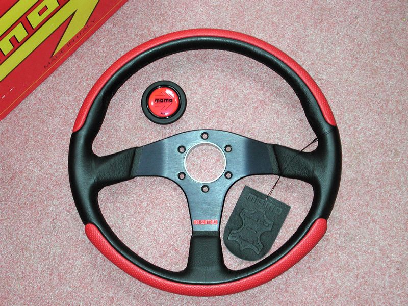 時限値下げ momo RACE ステアリング メタリックレッド TYP D35 楽天