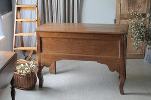 1860年代味わい深い木肌が魅力のコファー（木箱）高さ84cm フランス