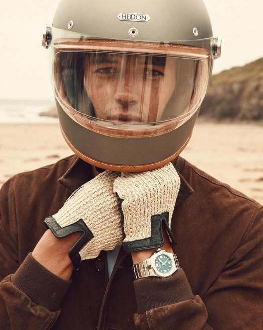 ペッカリー革のドライビンググローブ - News | DENTS（デンツ）