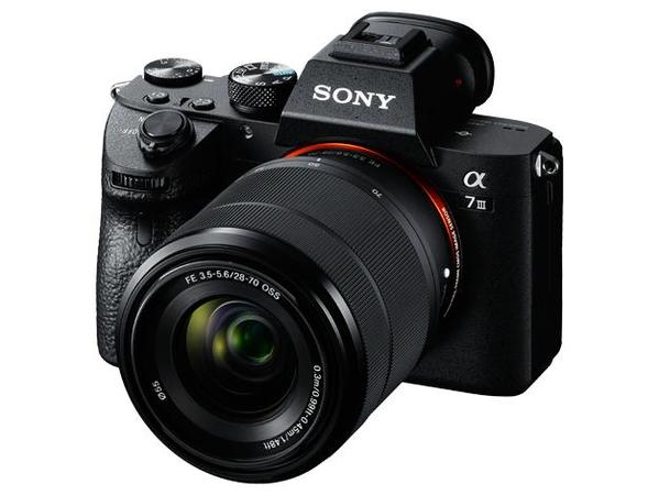 ソニーα7III フルサイズミラーレスはプロの現場で使えるのか？スペック